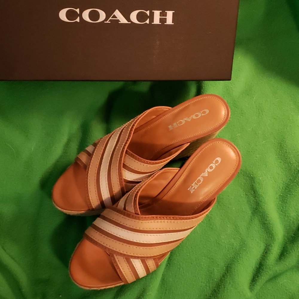 COACH SIZE 8.5 WEDGES LEATHER AND RAFFIA